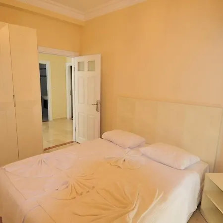 Apartment Gold City 3+1 Privet Pool Kargicak (Alanya)