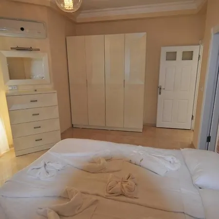 Apartment Gold City 3+1 Privet Pool Kargicak (Alanya)