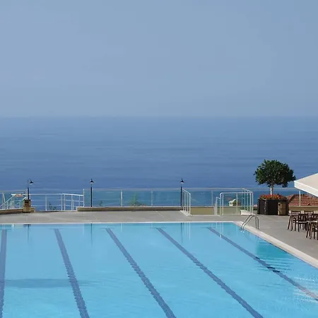 Gold City 3+1 Privet Pool